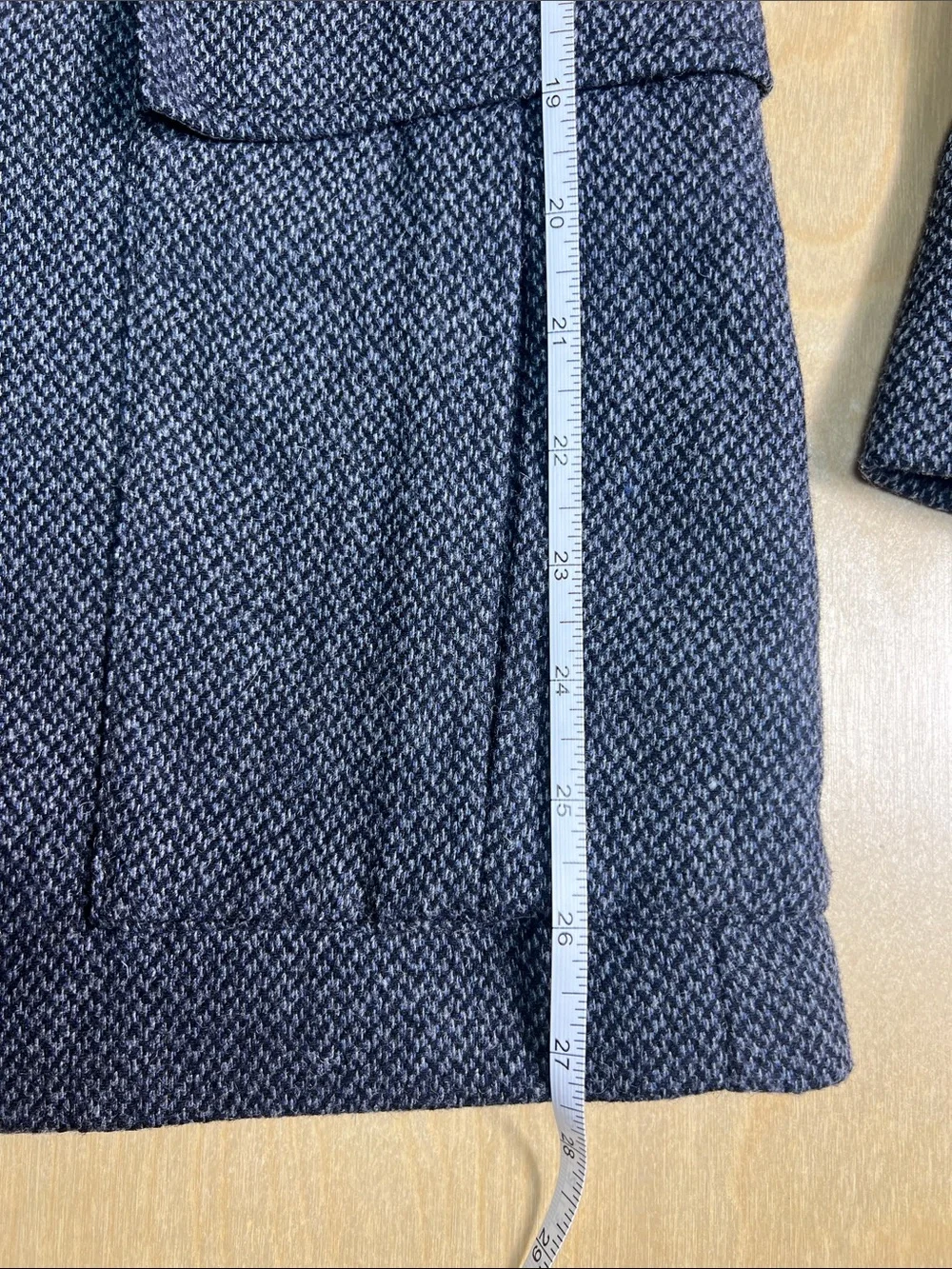 Banana Republic Men's black & Navy wool blend blazer size 38R